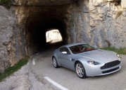 Aston Martin Vantage V8